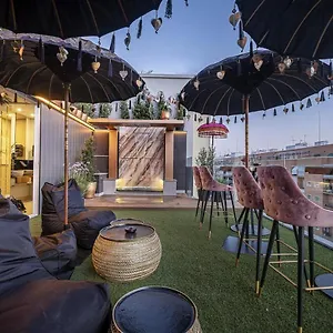 On Designed For Adults Siviglia